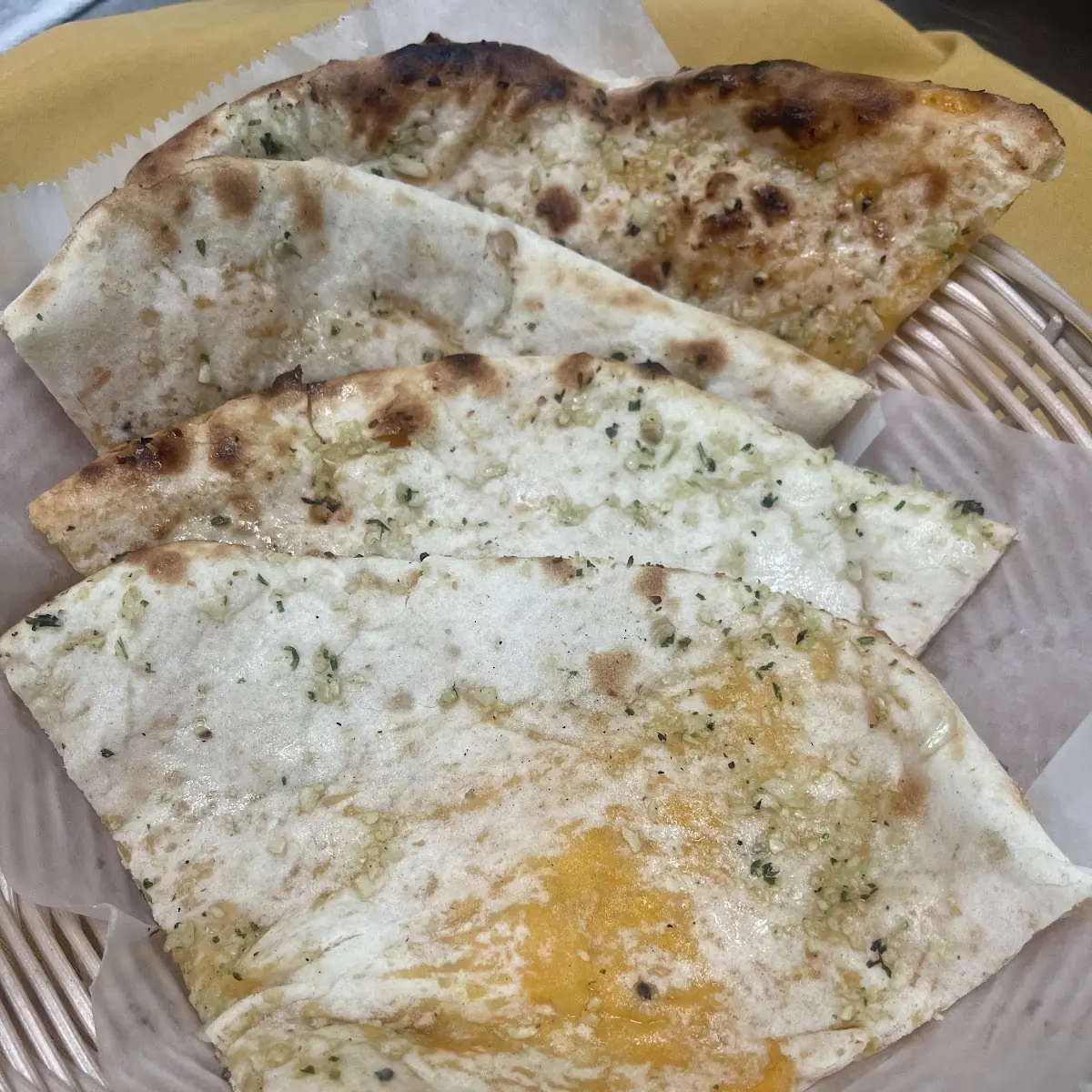 Cheesy Garlic Naan