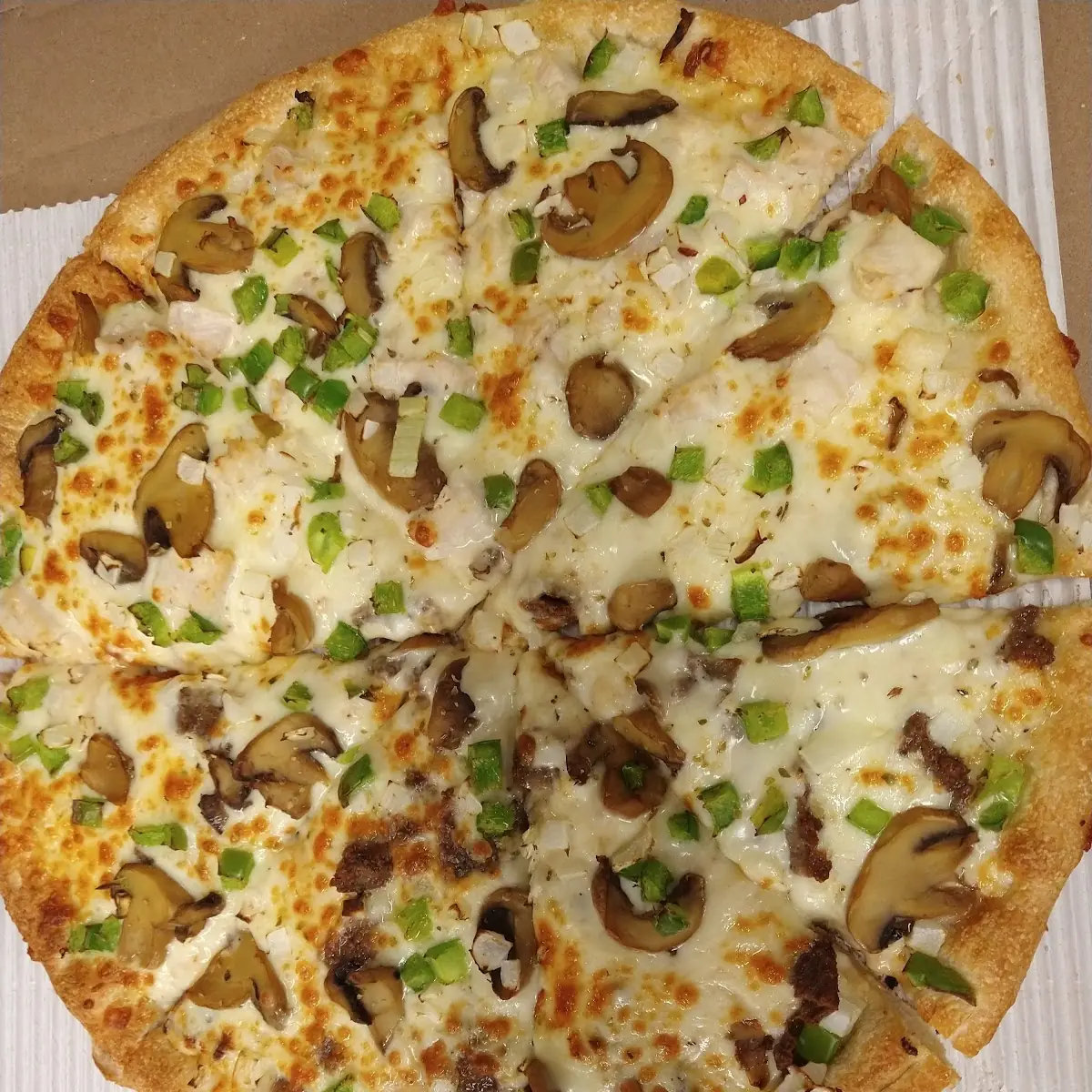 Garlic Parmesan Steak Pizza