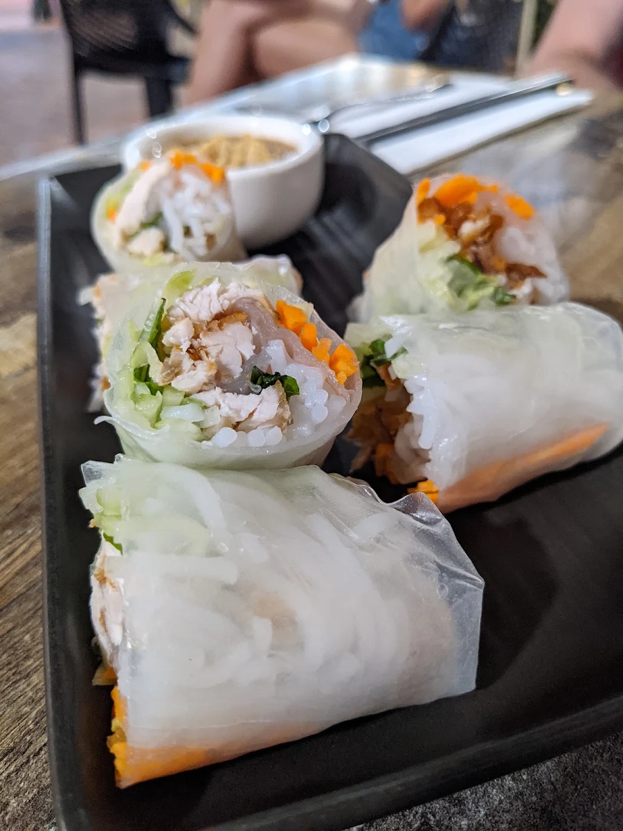 Rice Paper Rolls, Mr Saigon