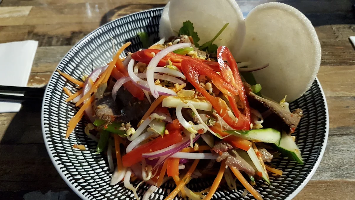 Spicy Beef Salad, Mr Saigon