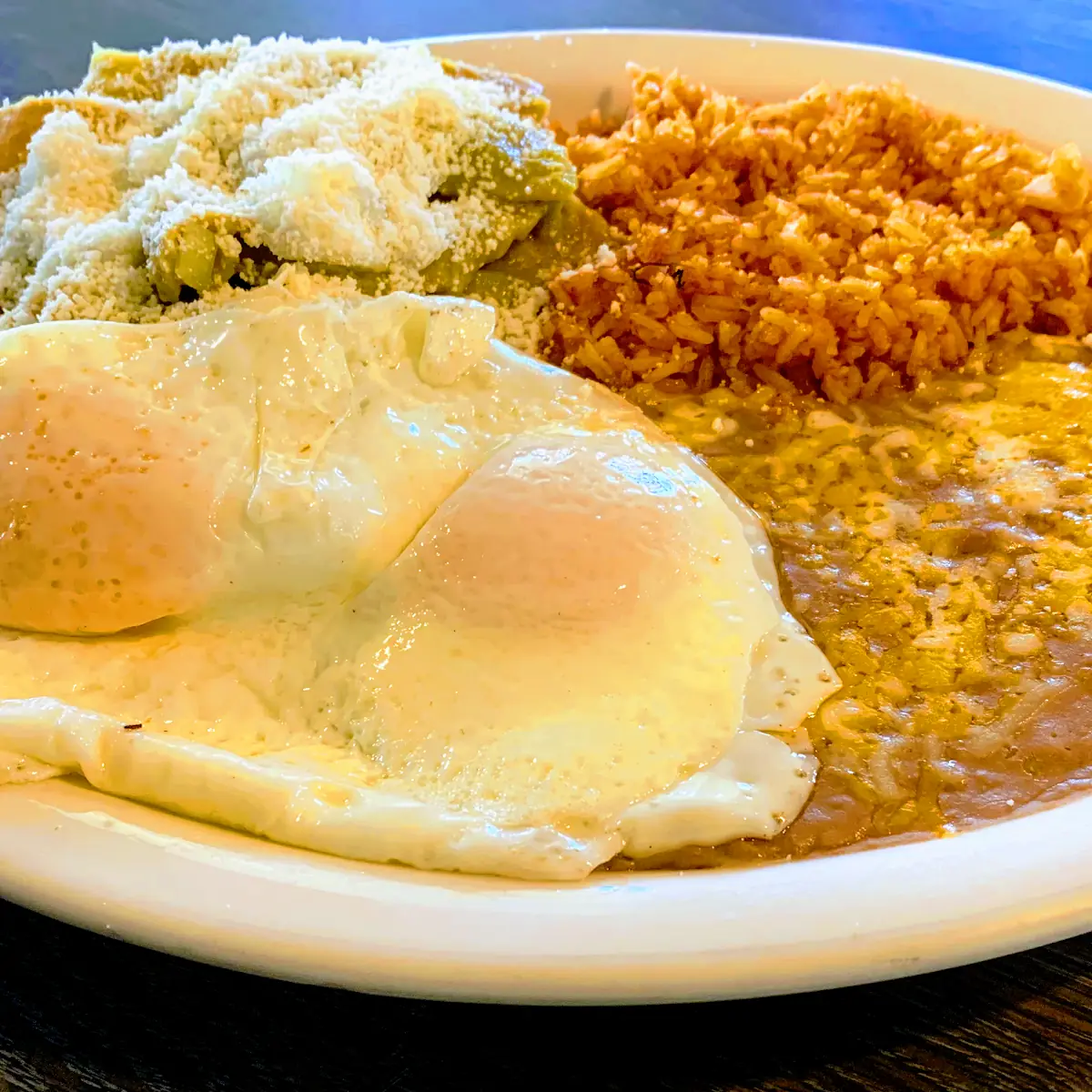 Huevos Chile Verde