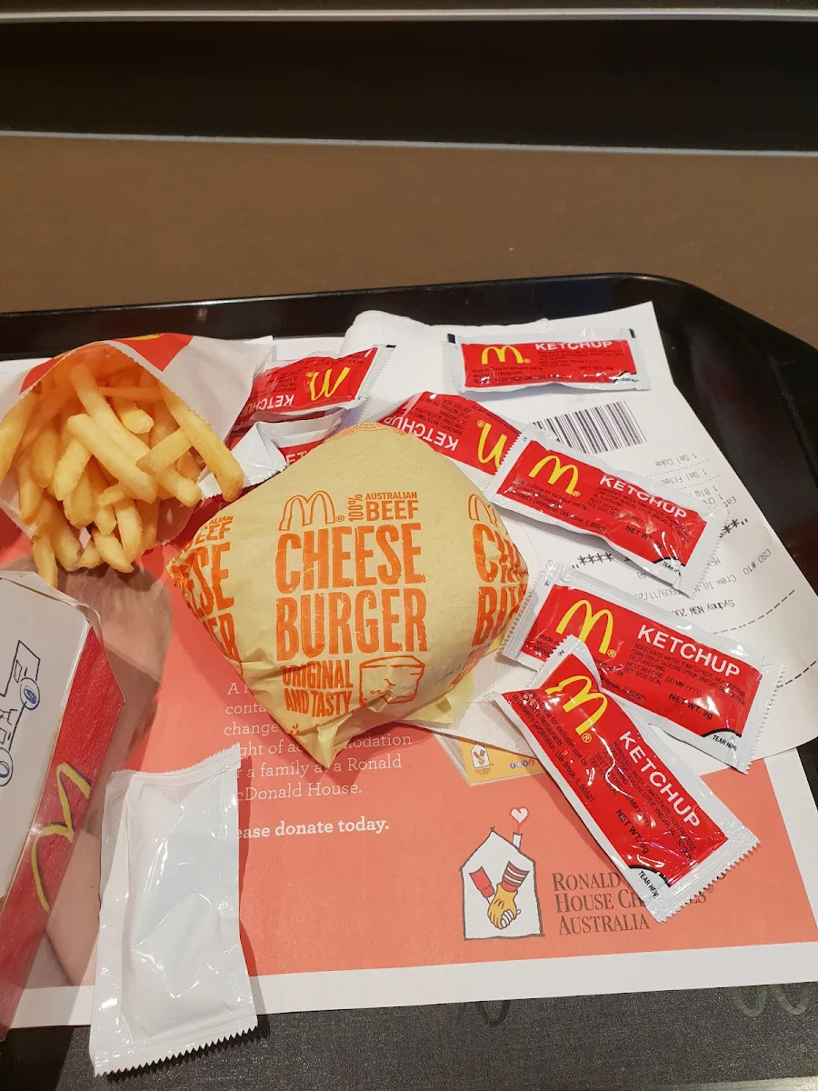 Medium Cheeseburger Meal Classic Angus Beef Burger Medium Fries, McDonald's Plaza Metro George St