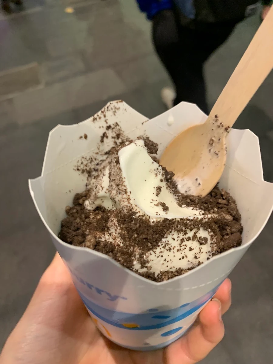 Oreo Mcflurry, McDonald's Plaza Metro George St
