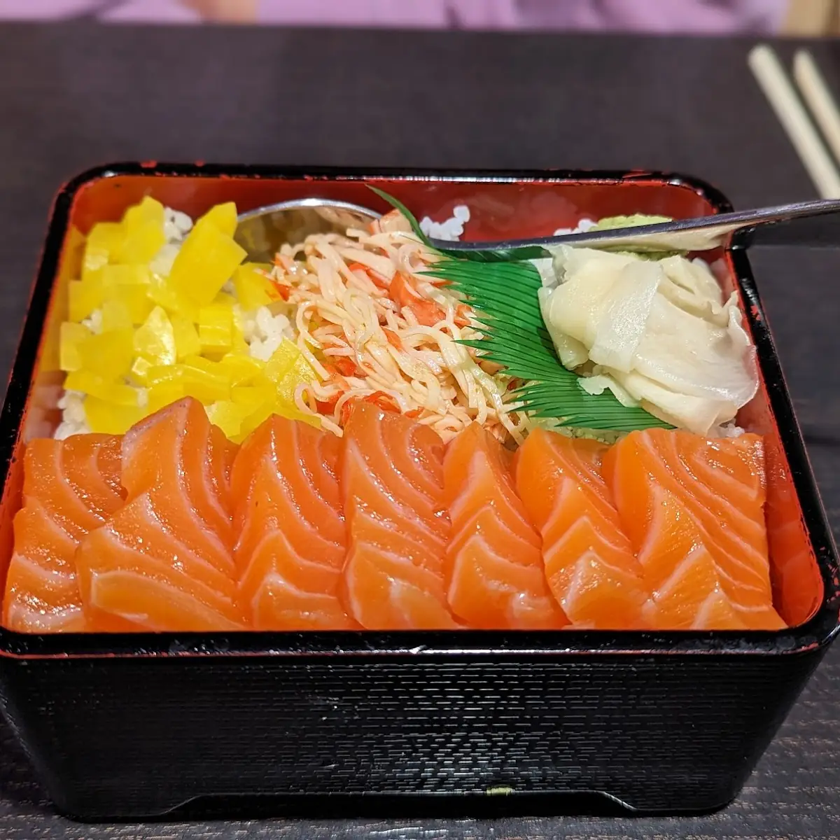 Salmon Sashimi Don