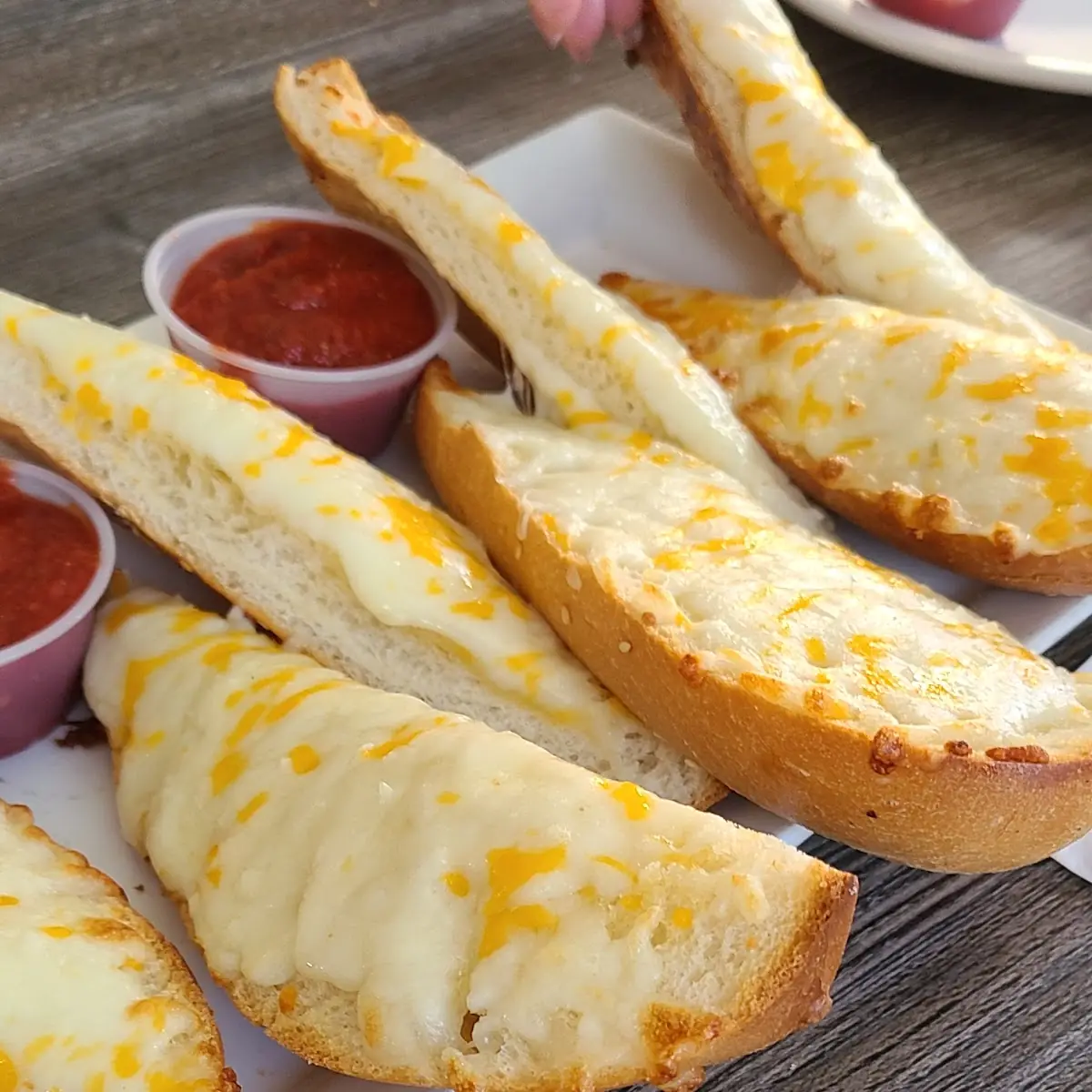 Cheesy Garlic Bread