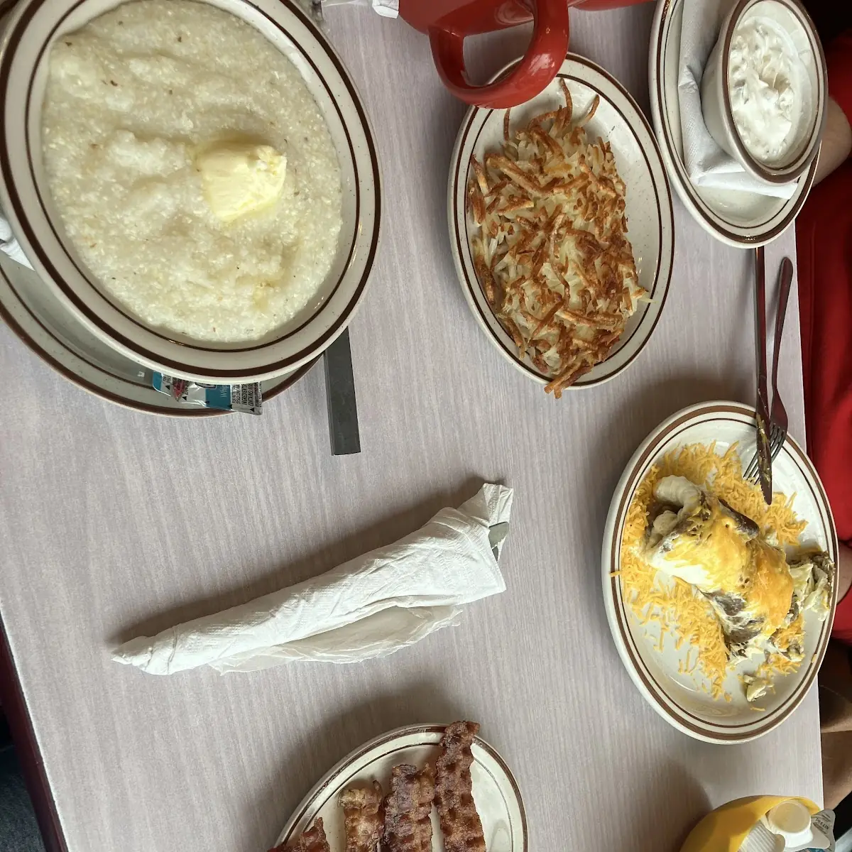 Western Omelette with Grits and Bacon