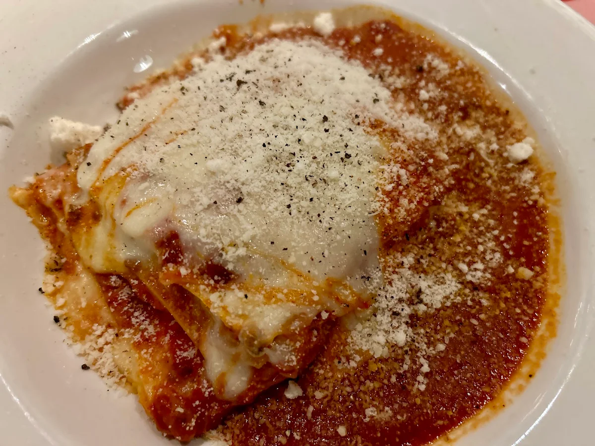 Famous Lasagna, Trattoria Caffè Italia