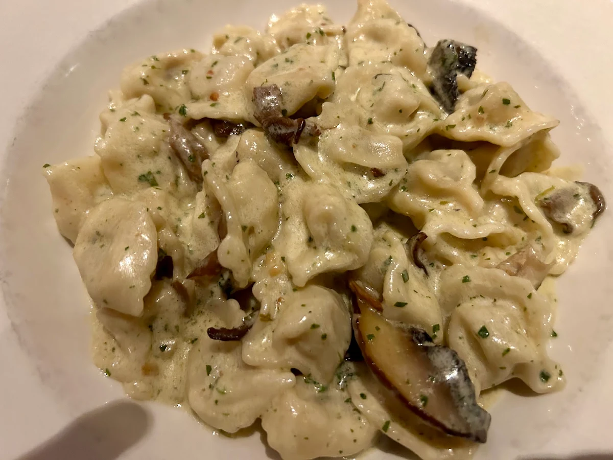 Ravioli, Trattoria Caffè Italia