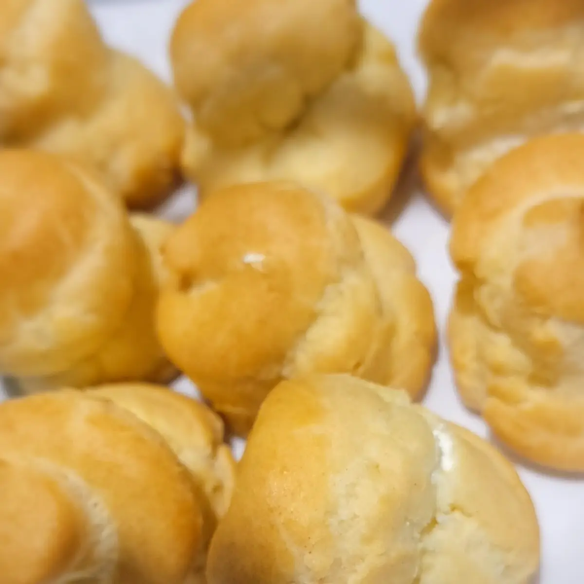 Cream Puff 2pc