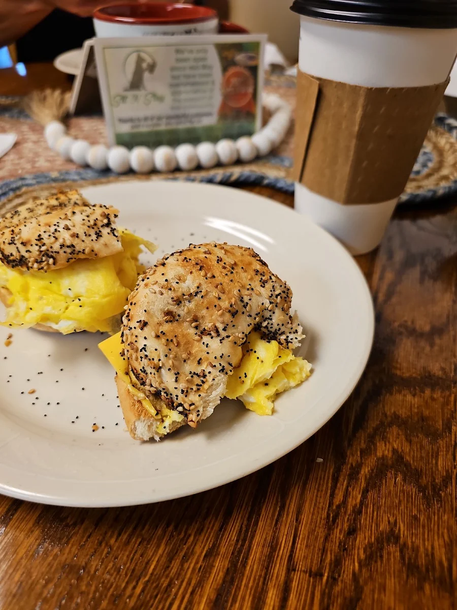Bagel Sandwich with Egg and Cheese