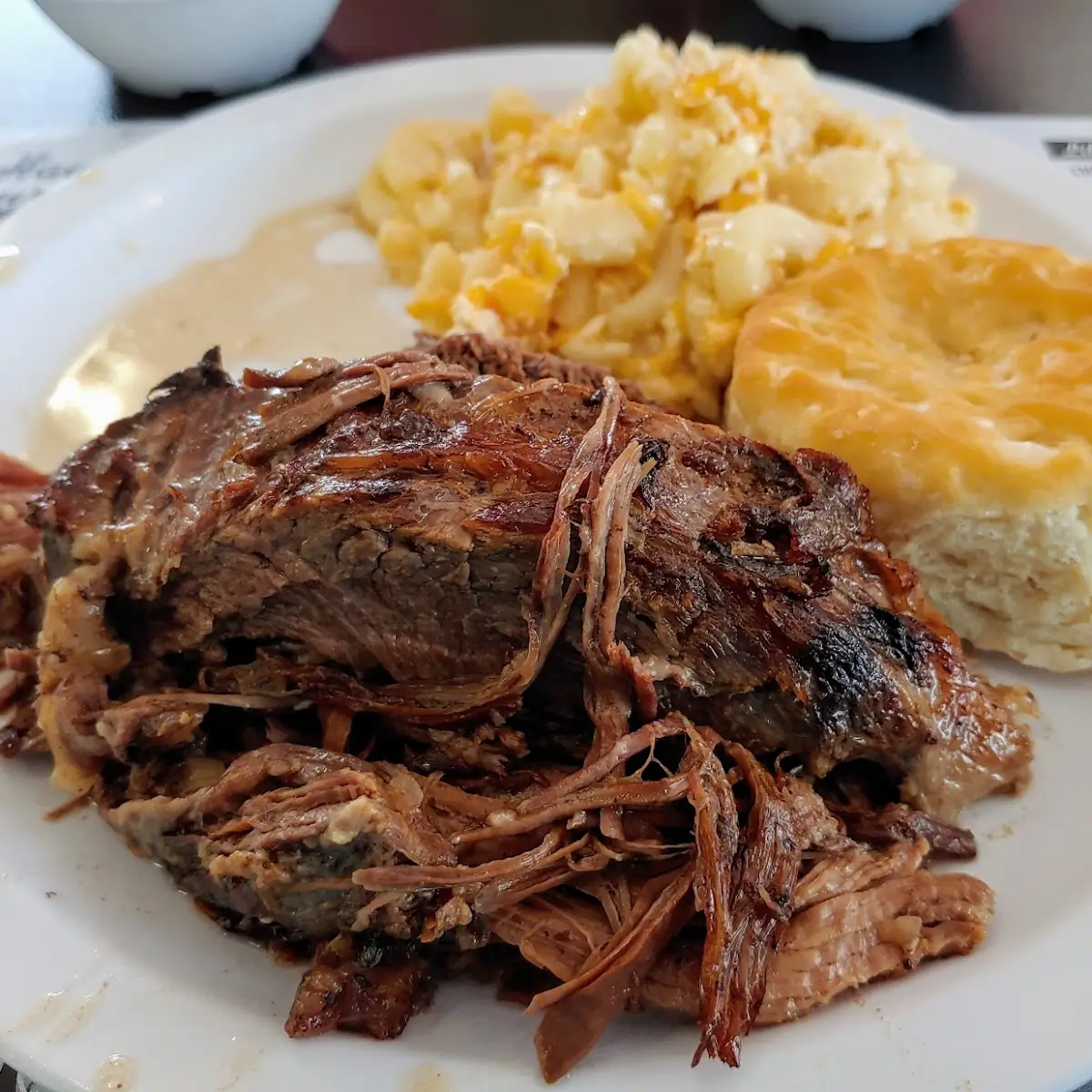 Pot Roast with Mac N Cheese