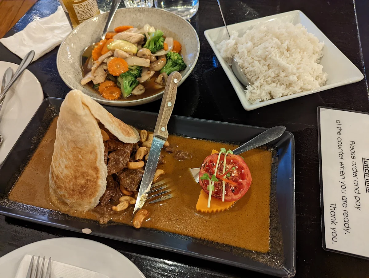 Masaman Curry Beef, Limlong Thai Restaurant