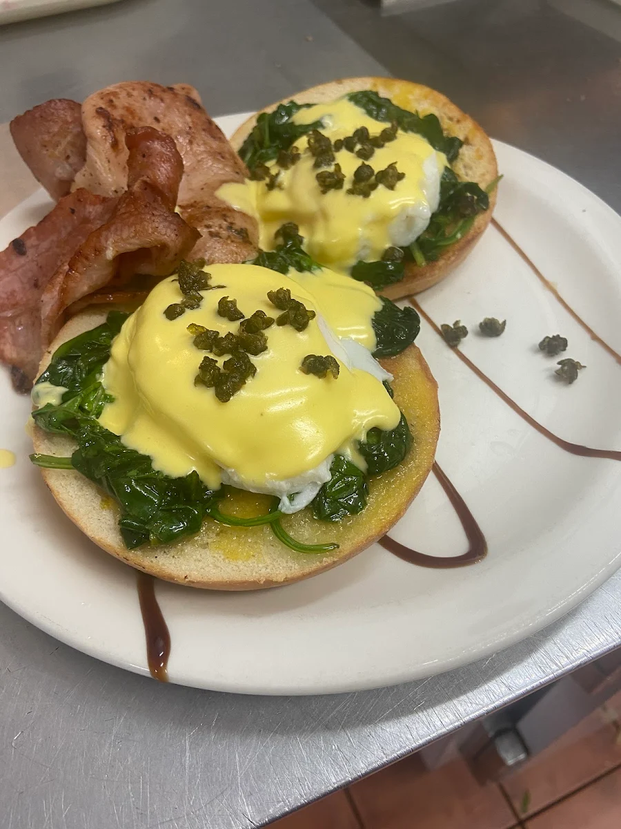 Highlights, Vincenzo's Coffee Lounge