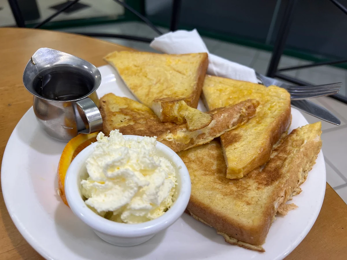 Highlights, Vincenzo's Coffee Lounge