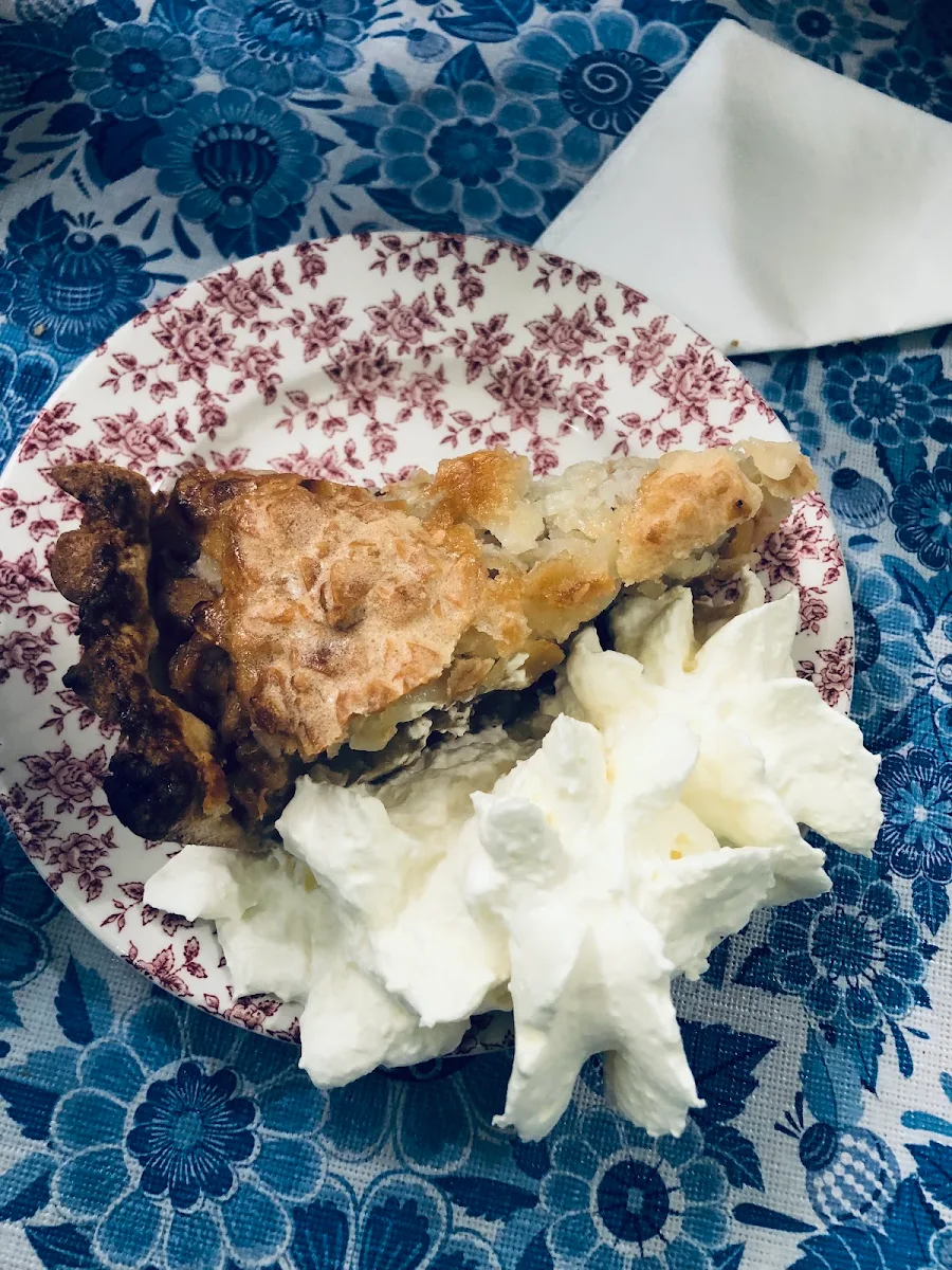Pie, Vincenzo's Coffee Lounge