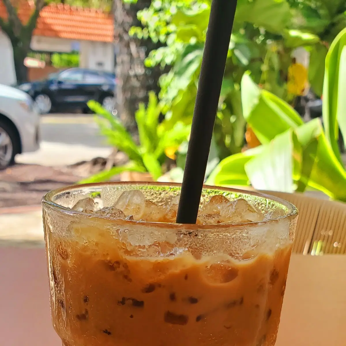 Iced Cafe Con Leche