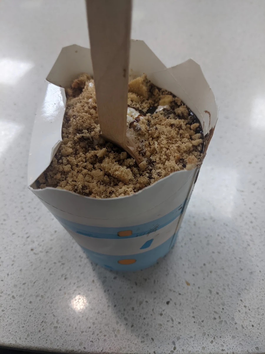 Cookie Time Mcflurry, McDonald's Pakenham