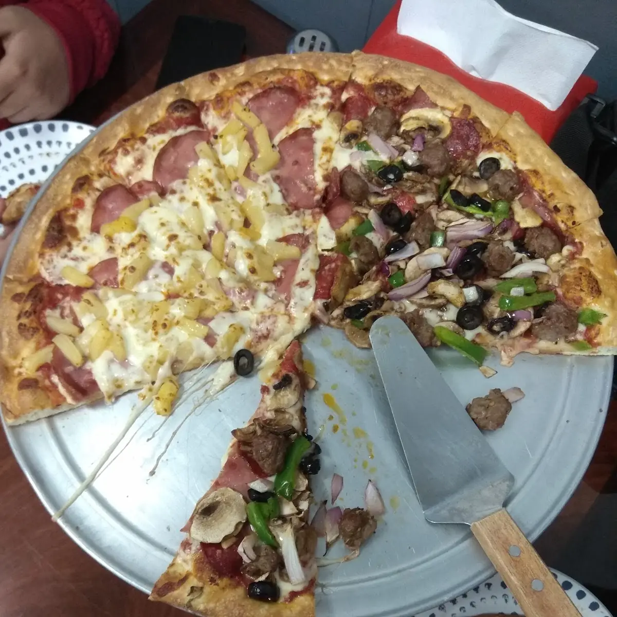 BBQ Hawaiian Pizza