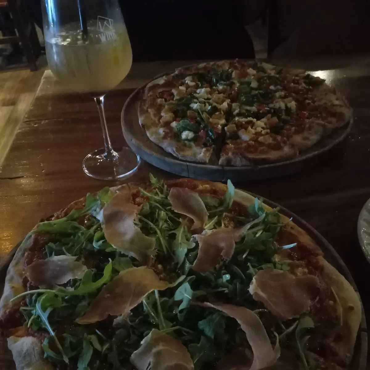JM Pizza, Wineology