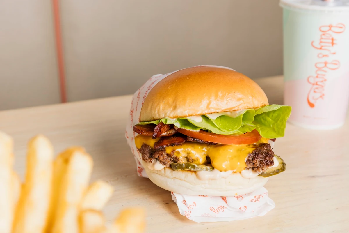 Highlights, Betty's Burgers