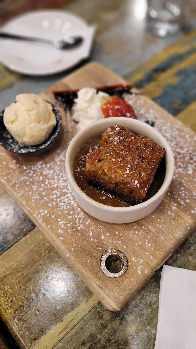 Sticky Date Pudding