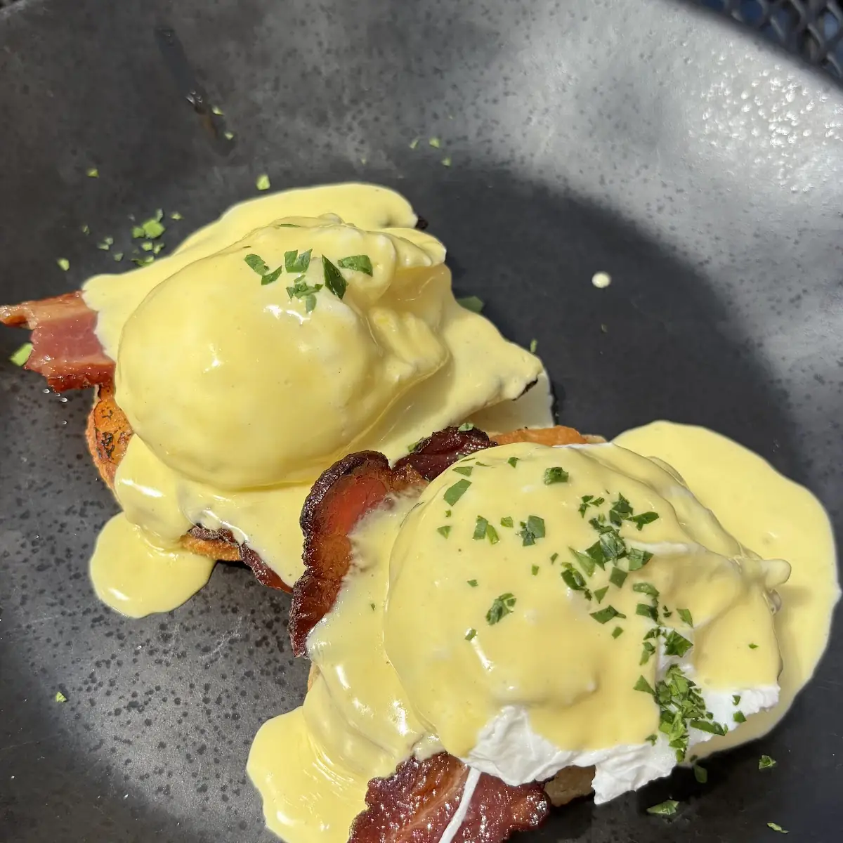 Eggs Benedict
