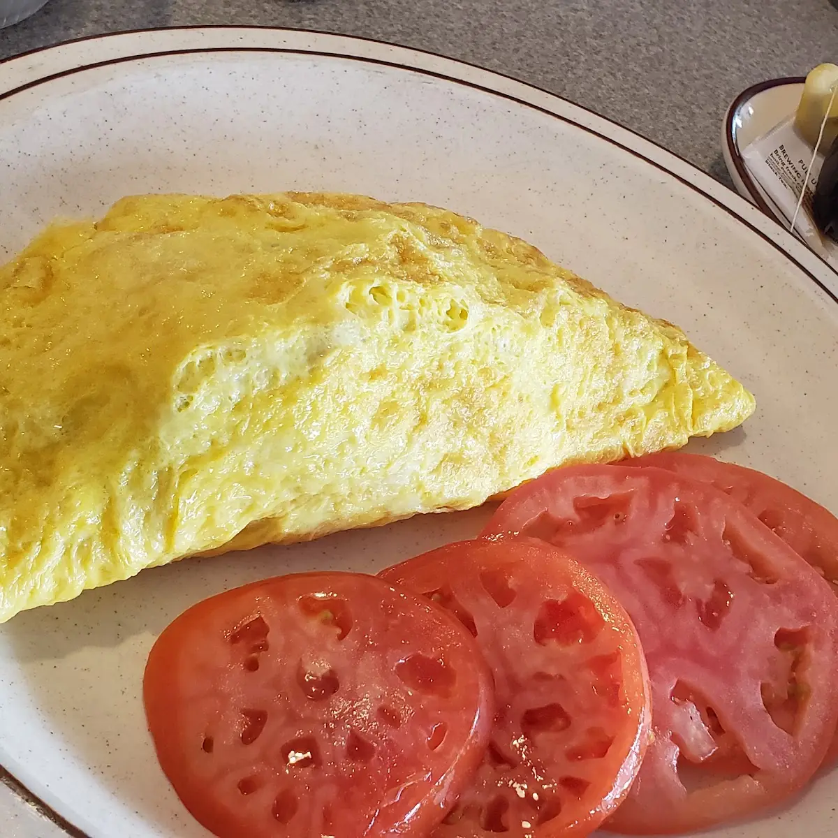 Pepper Steak Omelette Got Tomatoes Instead of Hash Browns to Keep It Low Carb