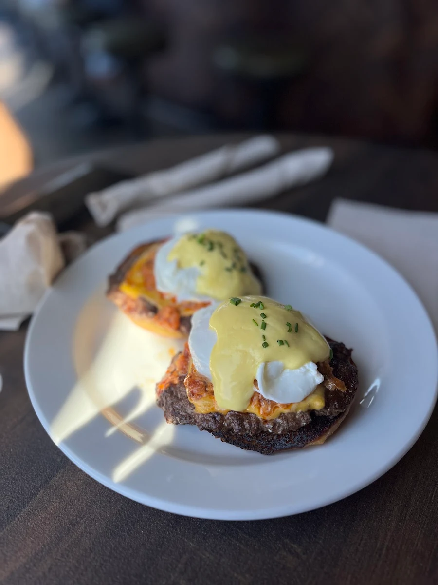 Eggs Benedict