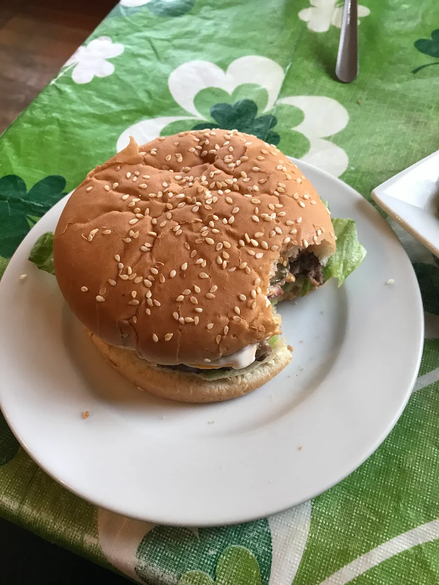 Highlights, Koffee House & Bakery