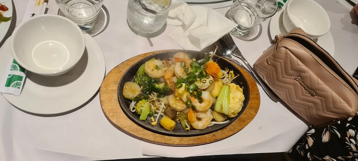 Garlic Prawns Entree