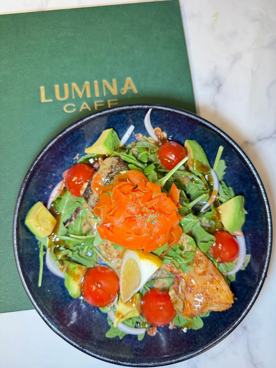 Highlights, Lumina Cafe Castle towers