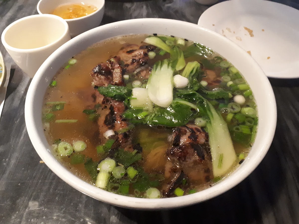 #906 BBQ Pork, BBQ Chicken, and Thin Vermicelli (Banh Hoi Thit Nuong Ga Nuong)
