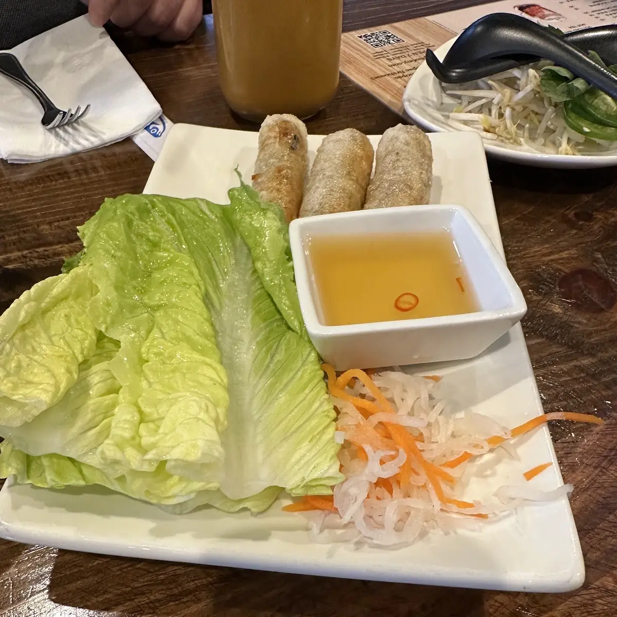 Viet Chicken Lettuce Wrap