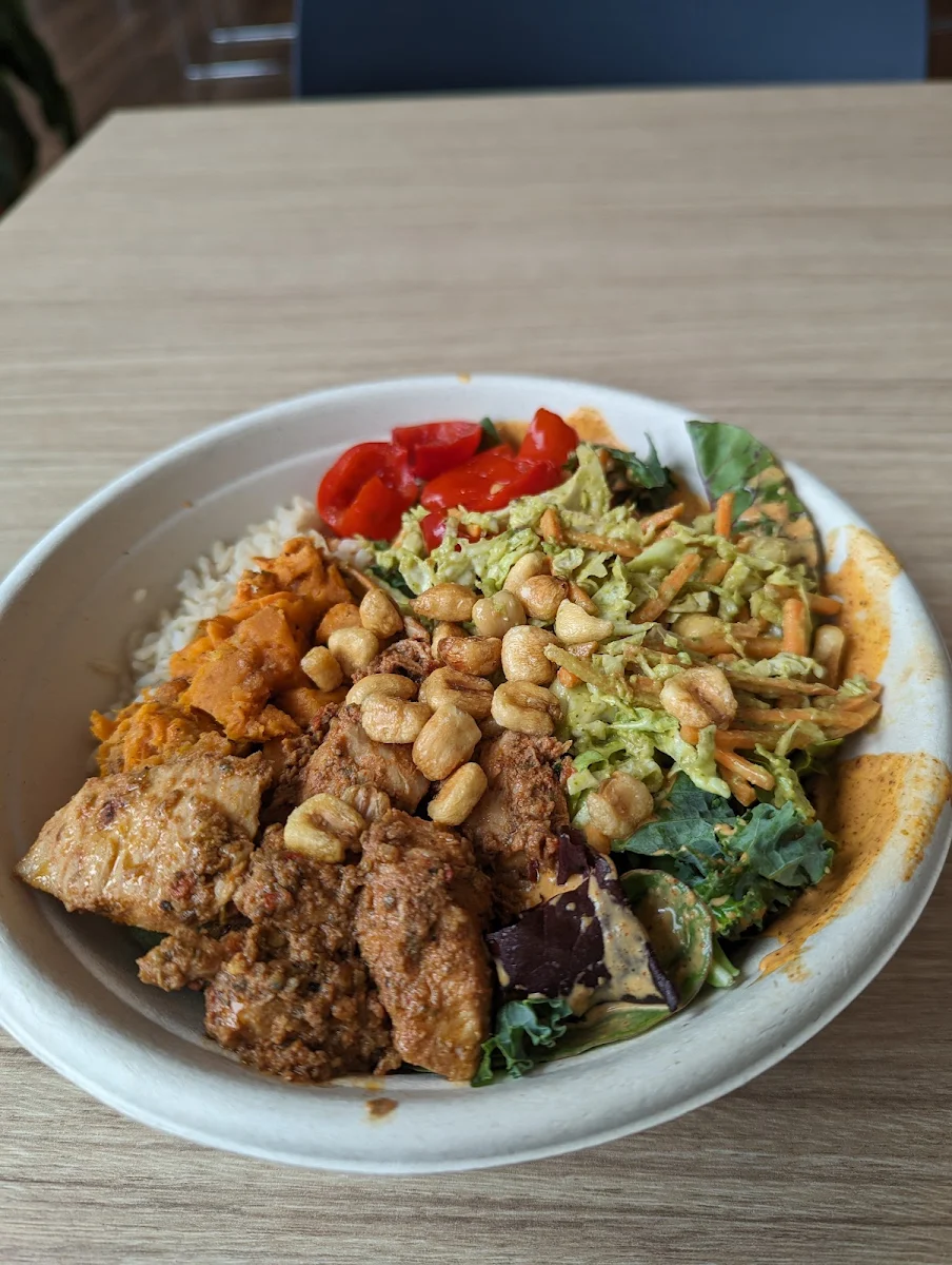 Piri-Piri Bowl, Mad Radish l Healthy Restaurant & Catering