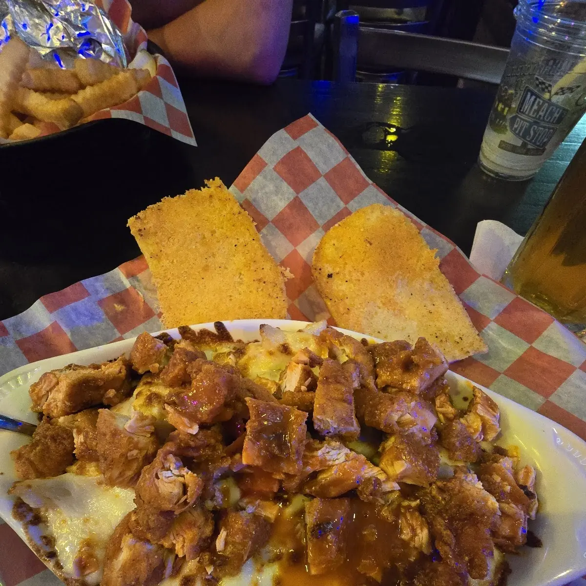 White Cheddar Mac N Cheese