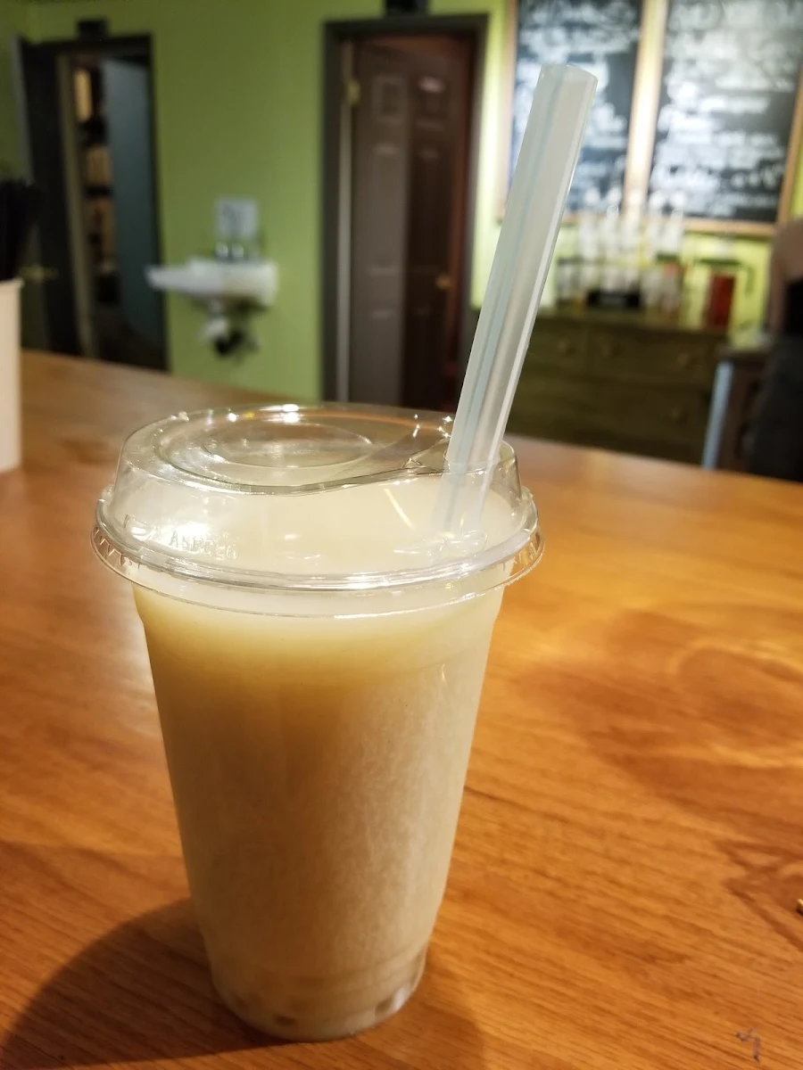 Green Peach Mango Bubble Tea 20 Oz