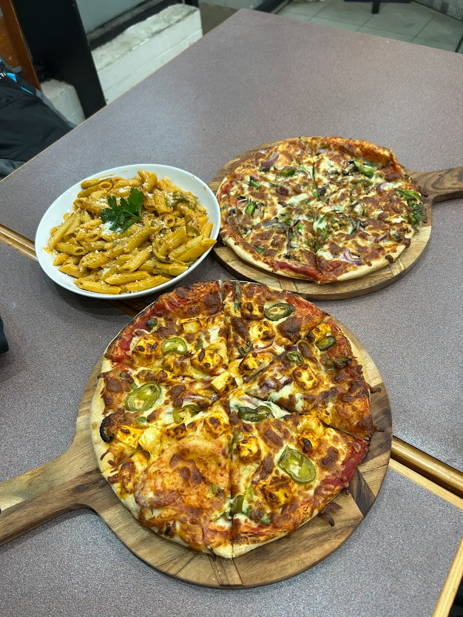 Highlights, Funky Feast Altona (24hrs) - Pizza | Pasta | HSP | Kebab