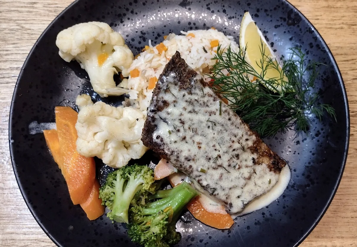 Grilled Barramundi, Eltham Hotel