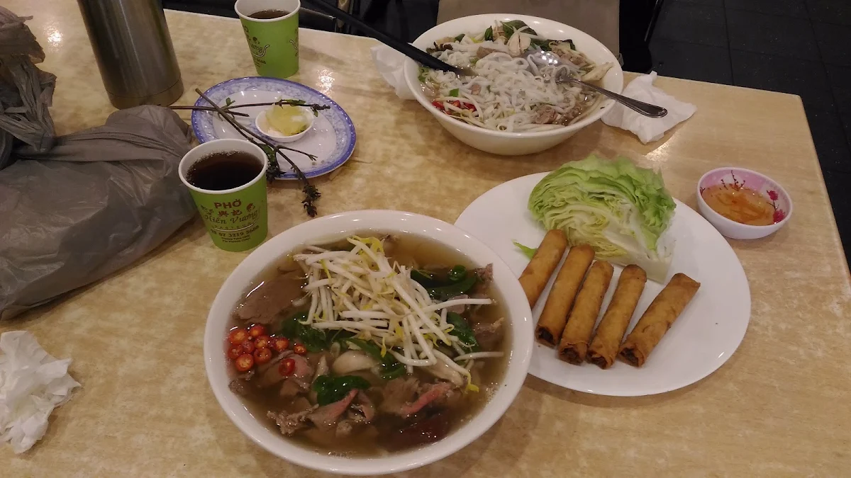 Combination Pho, Pho Hien Vuong Pasteur