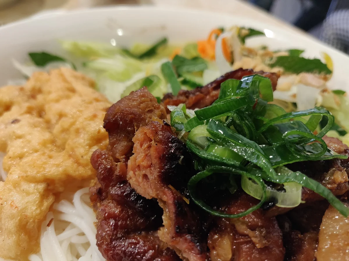 Sugarcane Prawn and BBQ Pork Vermicelli, Pho Hien Vuong Pasteur