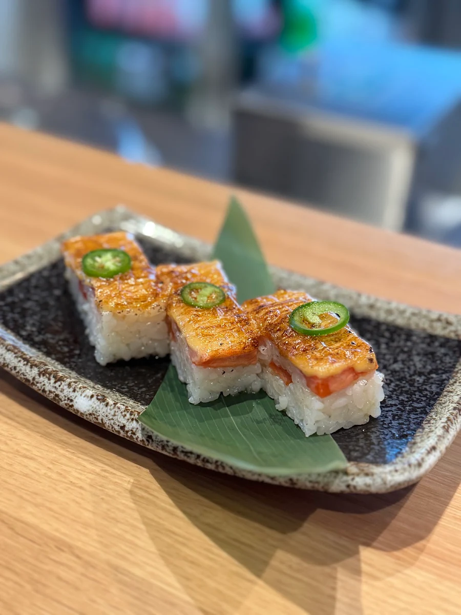 Aburi Oshi Duo, Hello Nori - Richmond