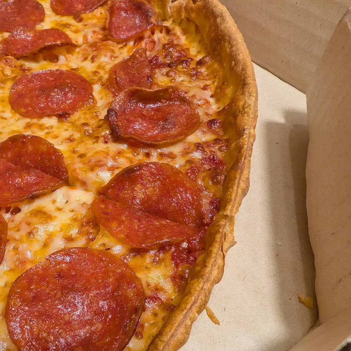 Pepperoni Pizza Thin Crust