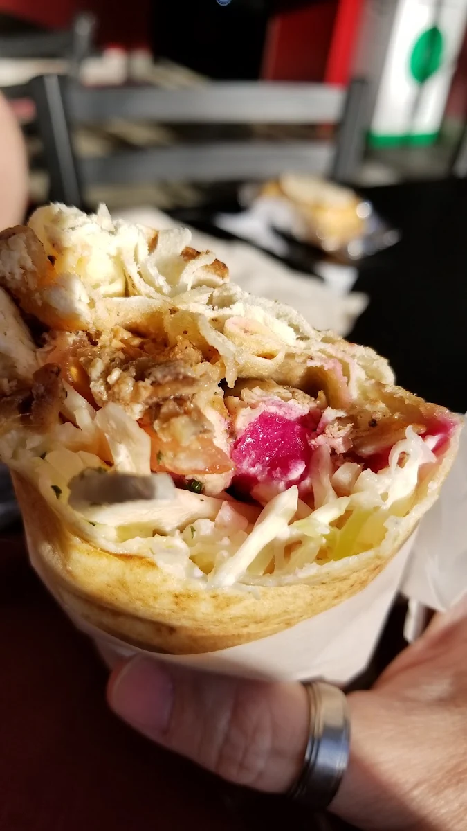 Shawarma Pita Poulet Chicken, Restaurant Boustan