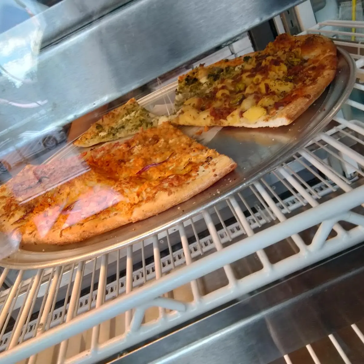 Mac and Cheese Pizza Slice