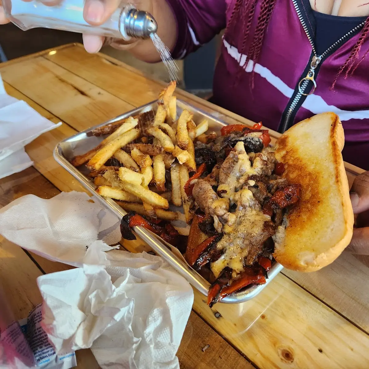 Side Hatch Chili Pork Cheese Fries