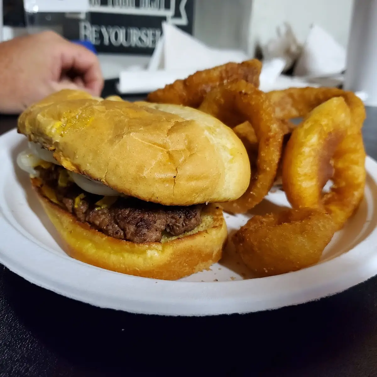 Cheeseburger and Onion Rings