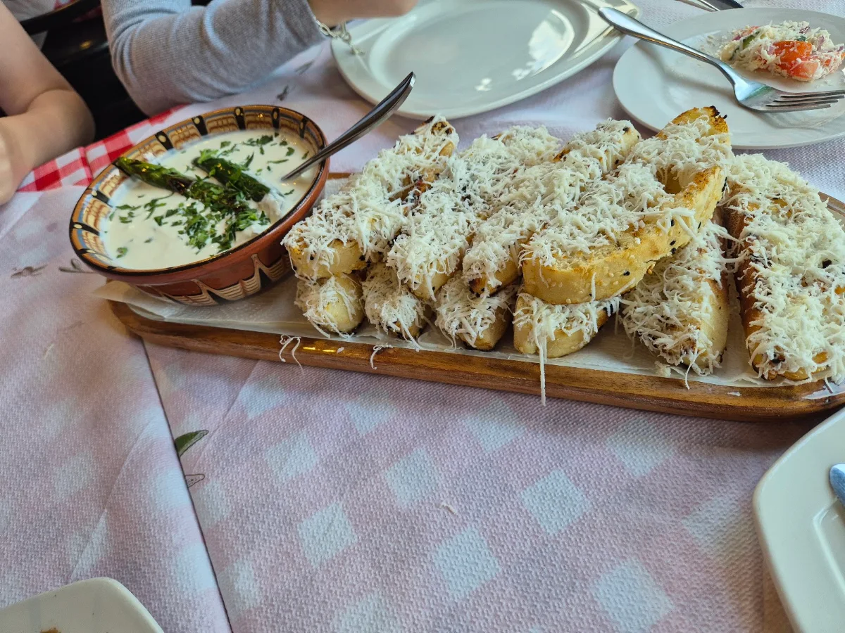 Highlights, Macedonian Old House Restaurant