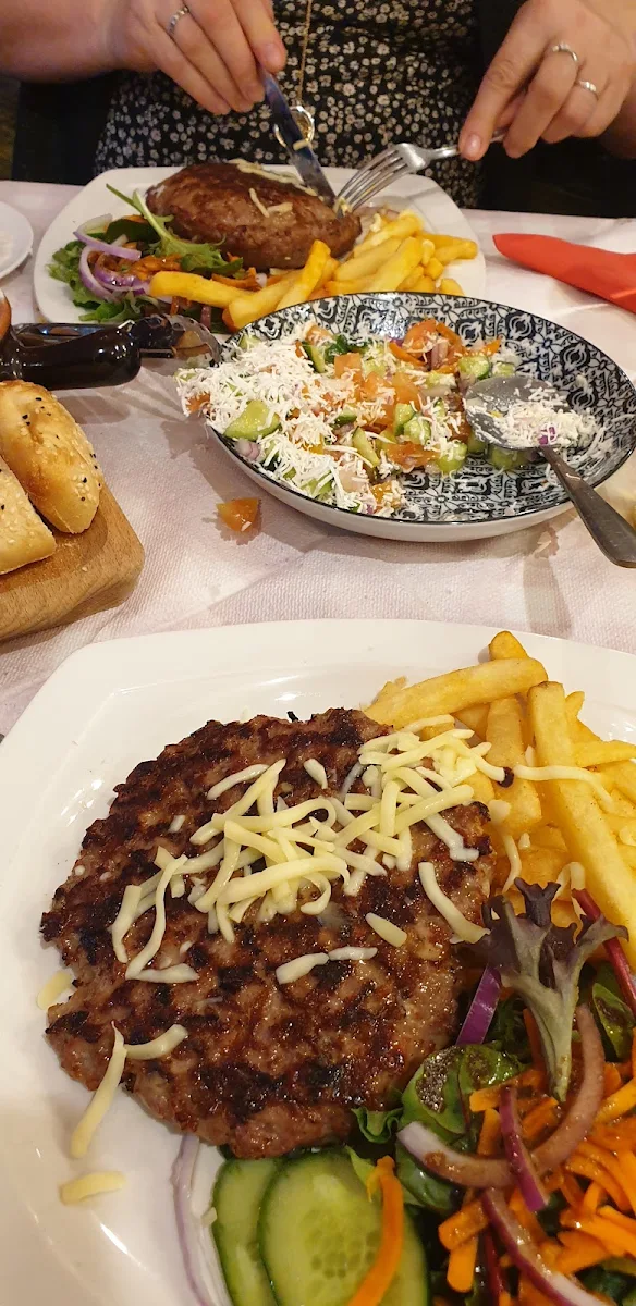 Highlights, Macedonian Old House Restaurant