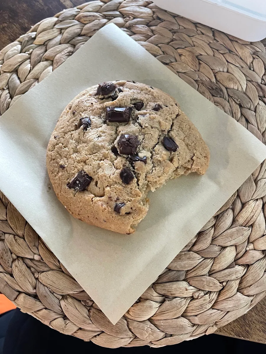 Chocolate Chip Cookie