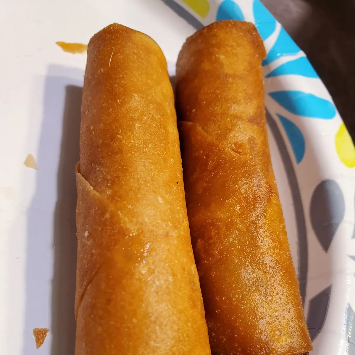 6. Spring Roll (2 Pcs.)